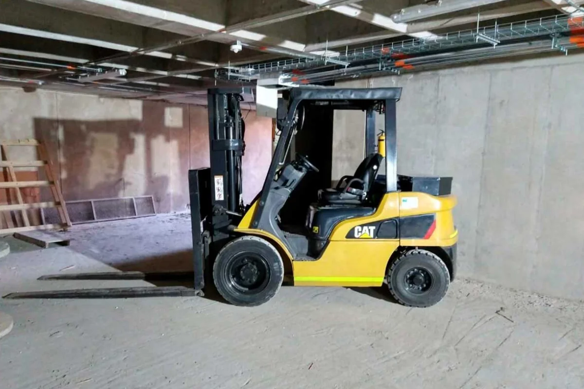 Precio alquiler de montacarga por hora